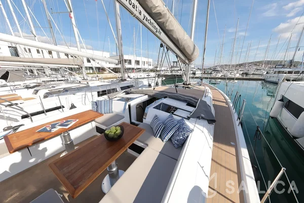 Hanse 460 - Yacht Charter Sailica