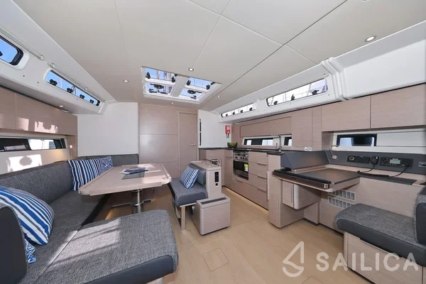 Hanse 460 - Yacht Charter Sailica