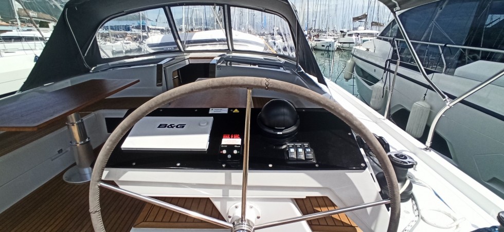 Hanse 460 - Yacht Charter Sailica