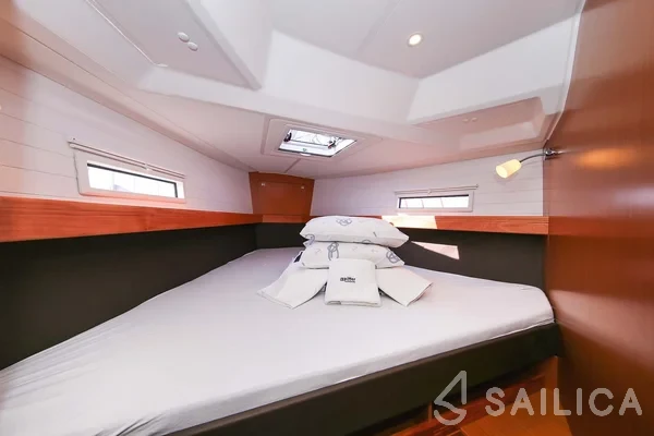 Bavaria Cruiser 41S - Yacht Charter Sailica