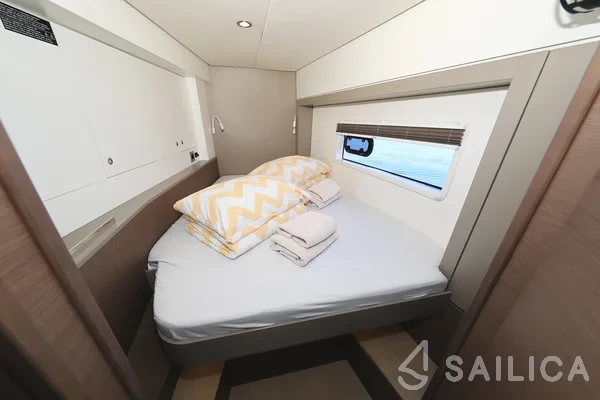 Bali 4.2 - Yacht Charter Sailica