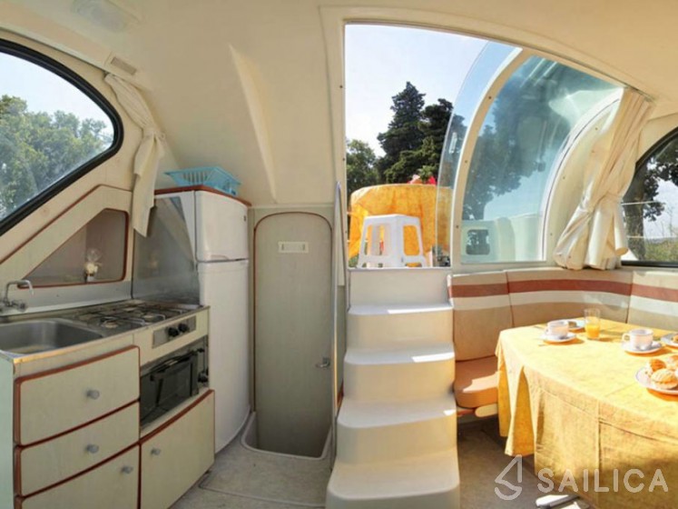 Confort 900 DP - Yacht Charter Sailica