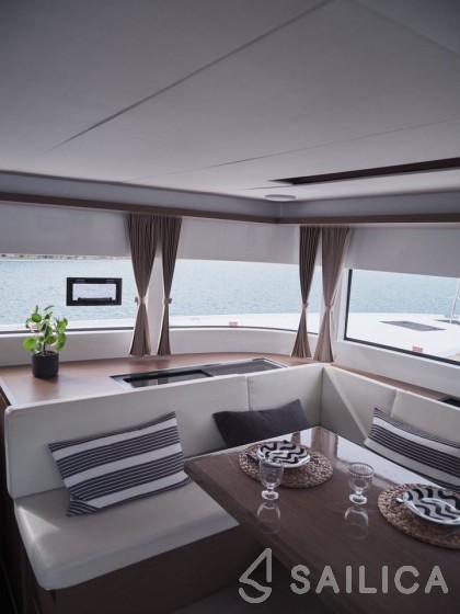 Lagoon 50 - Yacht Charter Sailica
