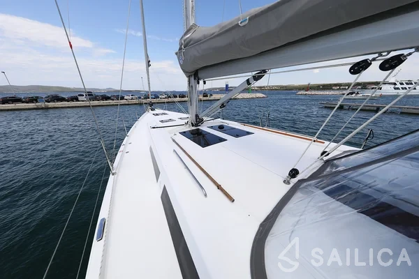 Hanse 508 - Yacht Charter Sailica