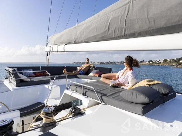 Aura 51 - Yacht Charter Sailica