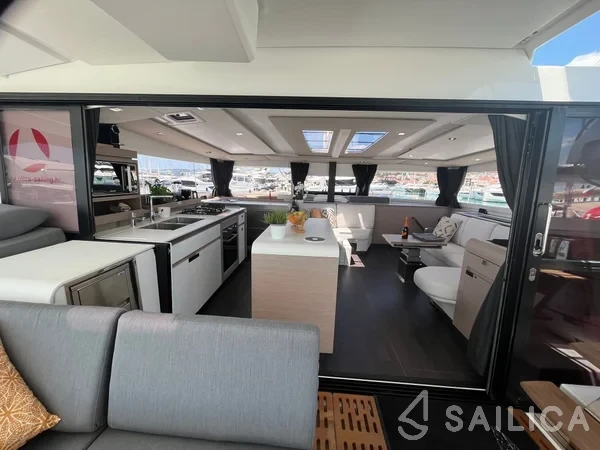 Aura 51 - Yacht Charter Sailica
