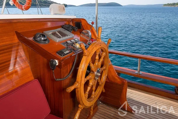 Gulet - Yacht Charter Sailica