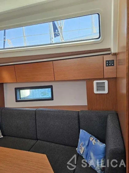 Bavaria C38 - Yacht Charter Sailica