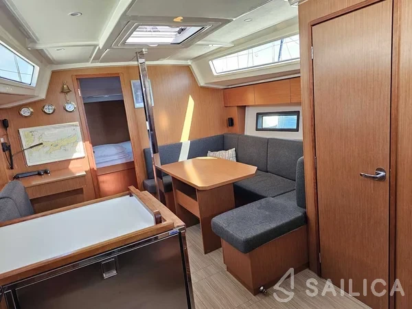 Bavaria C38 - Yacht Charter Sailica