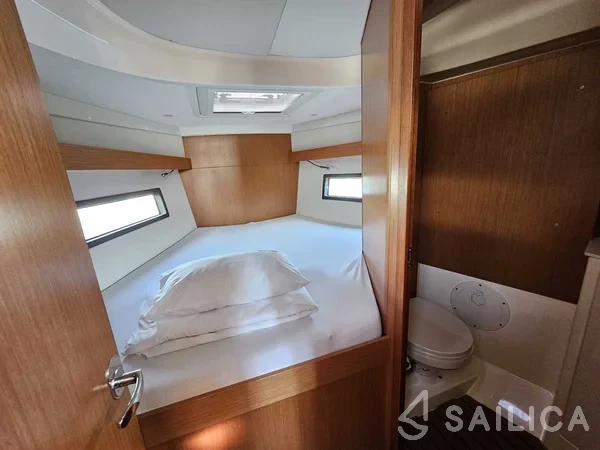 Bavaria C38 - Yacht Charter Sailica