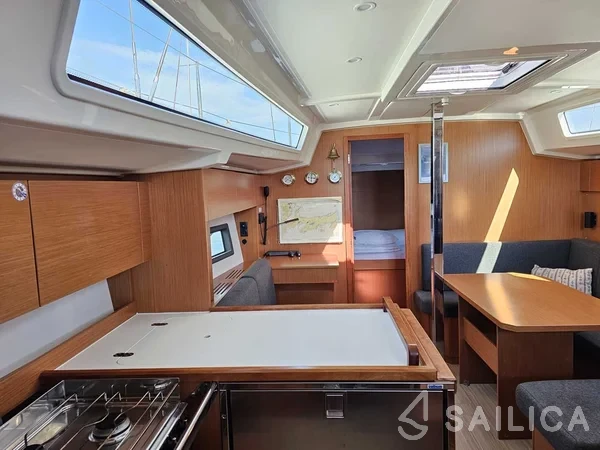 Bavaria C38 - Yacht Charter Sailica