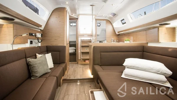 Elan 40 Impression - Yacht Charter Sailica