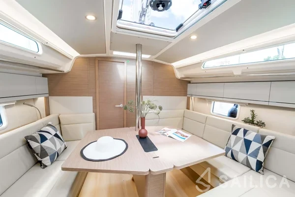 Hanse 388 - Yacht Charter Sailica
