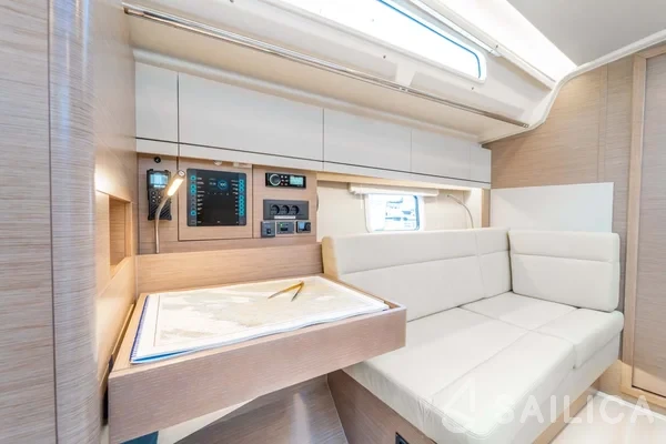 Hanse 388 - Yacht Charter Sailica