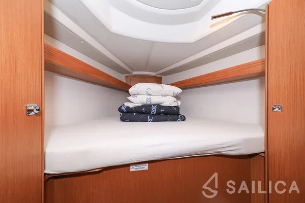 Bavaria 34 Cruiser - Yacht Charter Sailica