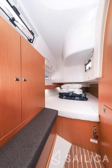Bavaria 34 Cruiser - Yacht Charter Sailica
