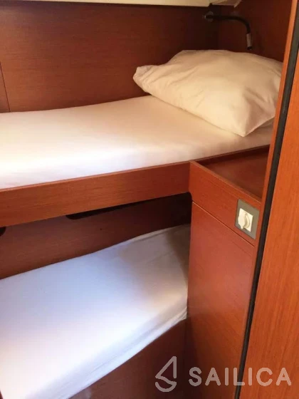 Oceanis 46.1 - Yacht Charter Sailica
