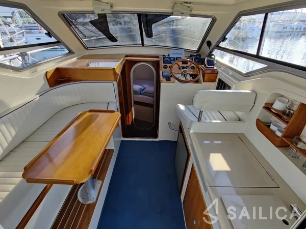 Vektor 950 - Yacht Charter Sailica