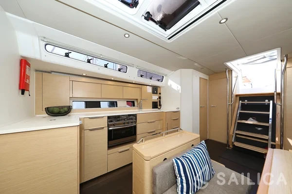Hanse 460 - Yacht Charter Sailica