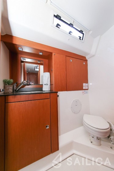 Bavaria Cruiser 56 - Yacht Charter Sailica