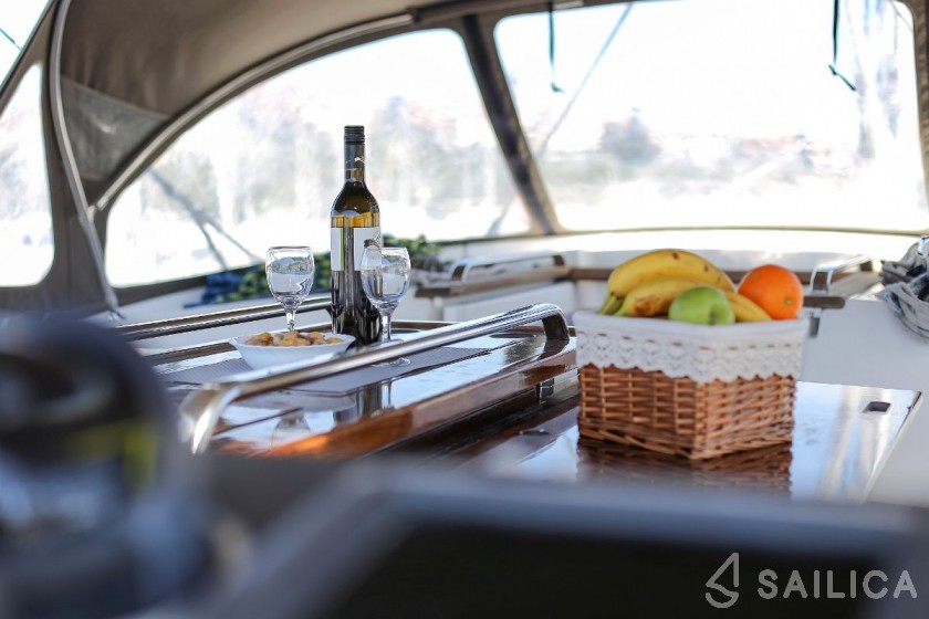 Bavaria Cruiser 56 - Yacht Charter Sailica