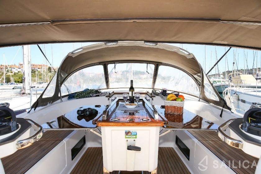 Bavaria Cruiser 56 - Yacht Charter Sailica