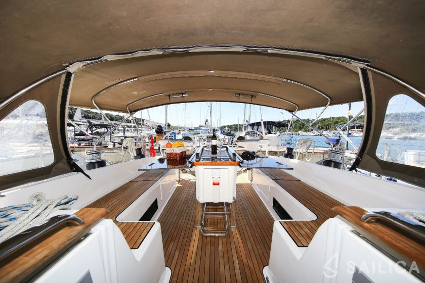Bavaria Cruiser 56 - Yacht Charter Sailica