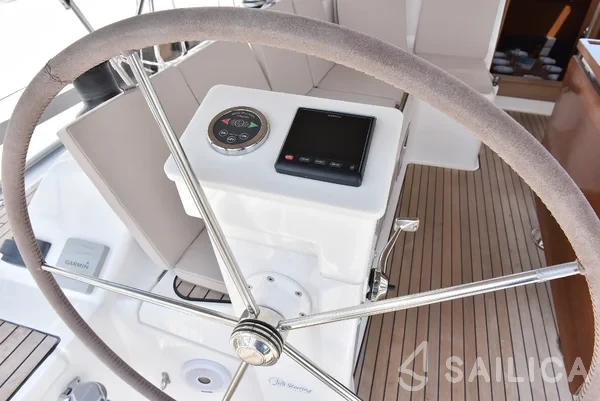 Bavaria 51 Cruiser - Yacht Charter Sailica