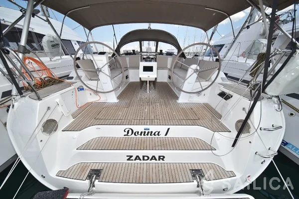 Bavaria 51 Cruiser - Yacht Charter Sailica