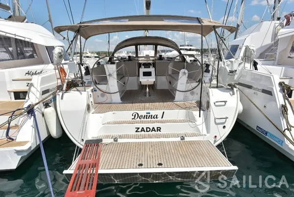 Bavaria 51 Cruiser - Yacht Charter Sailica