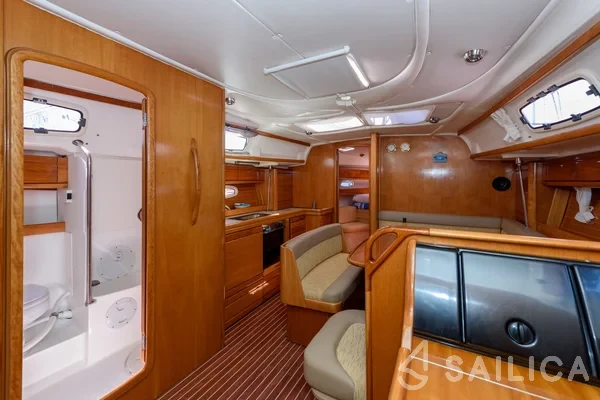 Bavaria 39 Cruiser - Yacht Charter Sailica