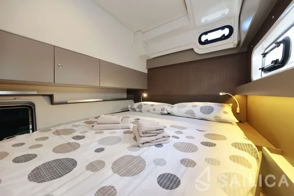 Bali Catspace - Yacht Charter Sailica