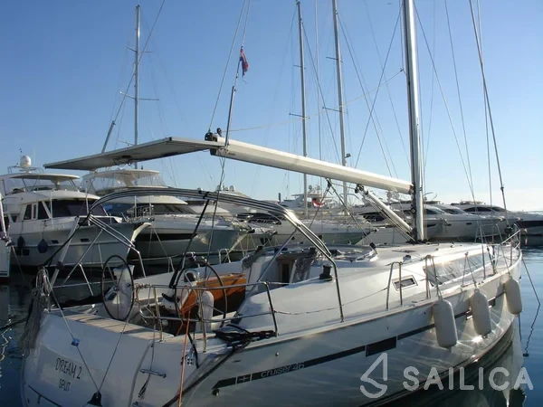 Bavaria 46 Cruiser - Yacht Charter Sailica