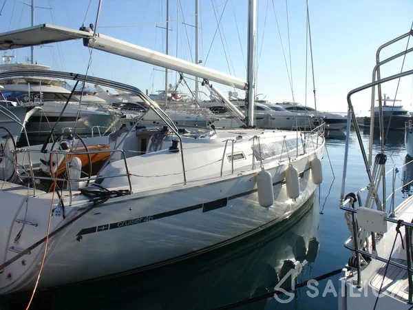 Bavaria 46 Cruiser - Yacht Charter Sailica