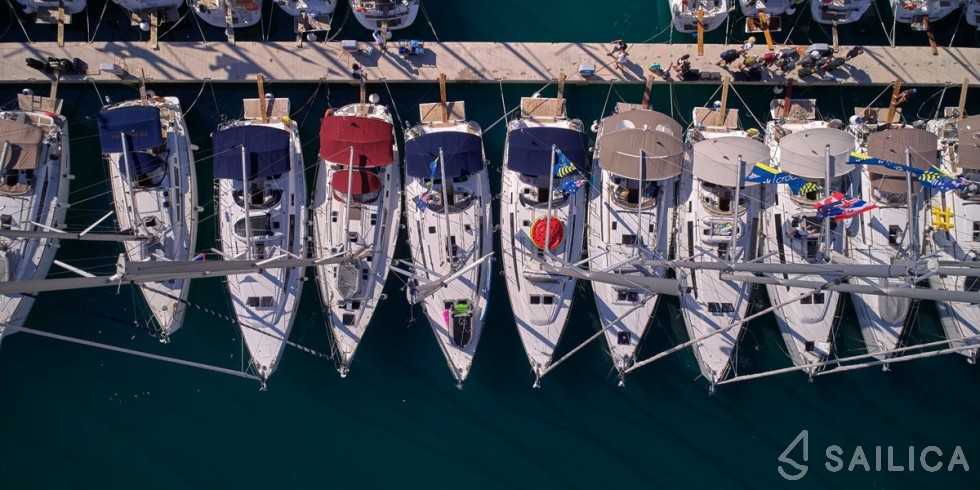 Bavaria 46 Cruiser - Yacht Charter Sailica