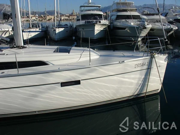 Bavaria 46 Cruiser - Yacht Charter Sailica