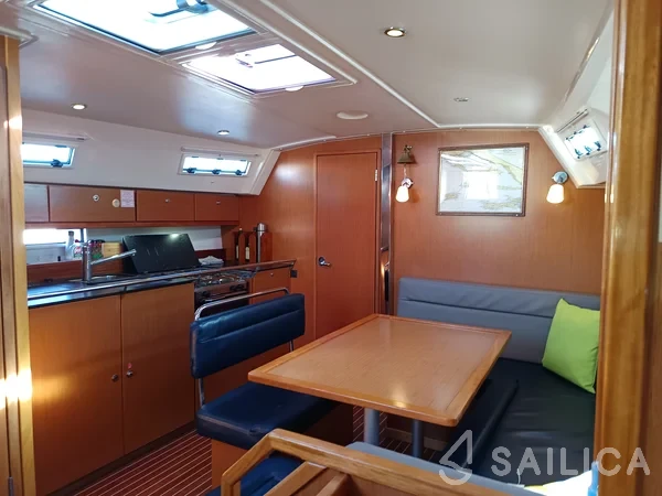 Bavaria 40 Cruiser S - Yacht Charter Sailica