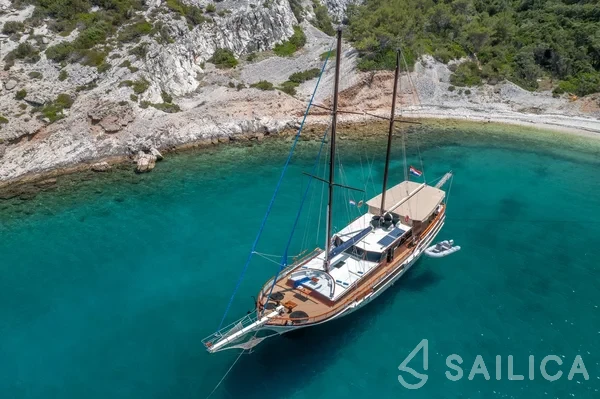 Gulet - Yacht Charter Sailica