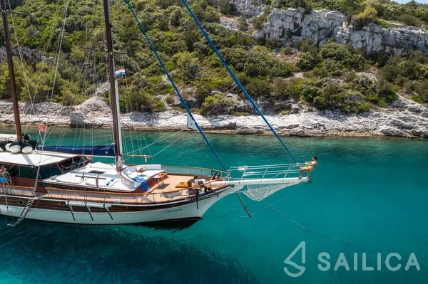 Gulet - Yacht Charter Sailica