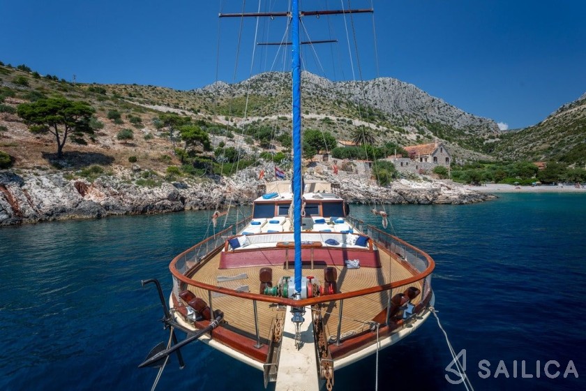 Gulet - Yacht Charter Sailica