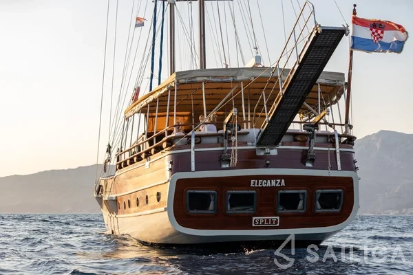 Gulet - Yacht Charter Sailica