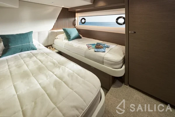 Princess Y72 - Yacht Charter Sailica