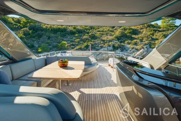 Princess Y72 - Yacht Charter Sailica