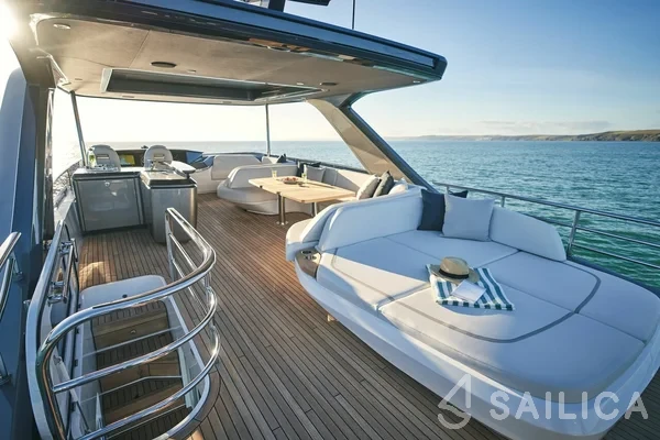 Princess Y72 - Yacht Charter Sailica