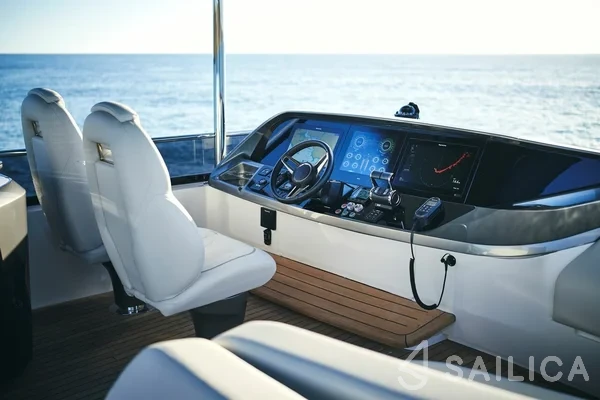 Princess Y72 - Yacht Charter Sailica