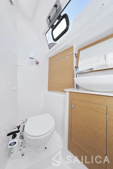 Dufour 382 GL - Yacht Charter Sailica