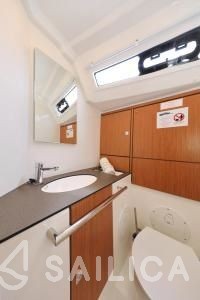 Bavaria 46 Cruiser - Yacht Charter Sailica