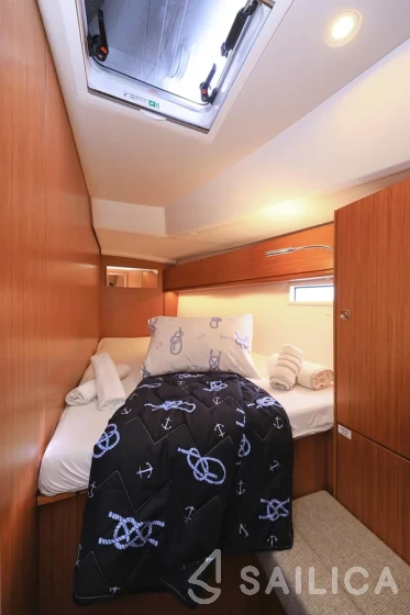 Bavaria 46 Cruiser - Yacht Charter Sailica