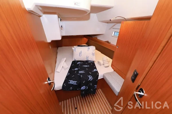 Bavaria 46 Cruiser - Yacht Charter Sailica