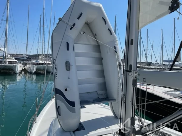 Oceanis 40.1 - Yacht Charter Sailica